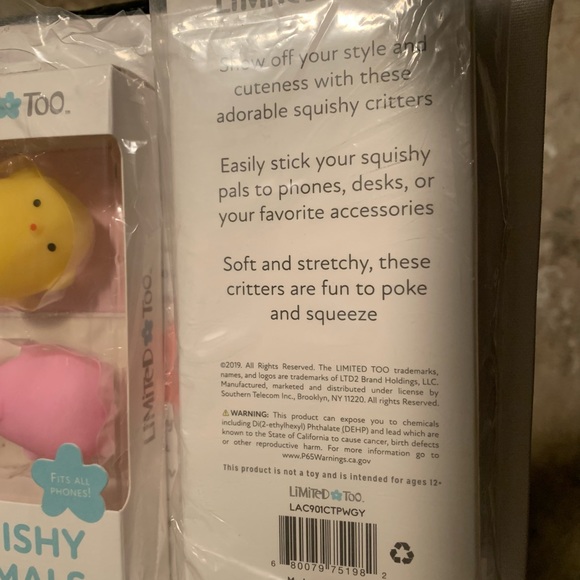 Phone grips- 6 boxes new - Picture 2 of 2